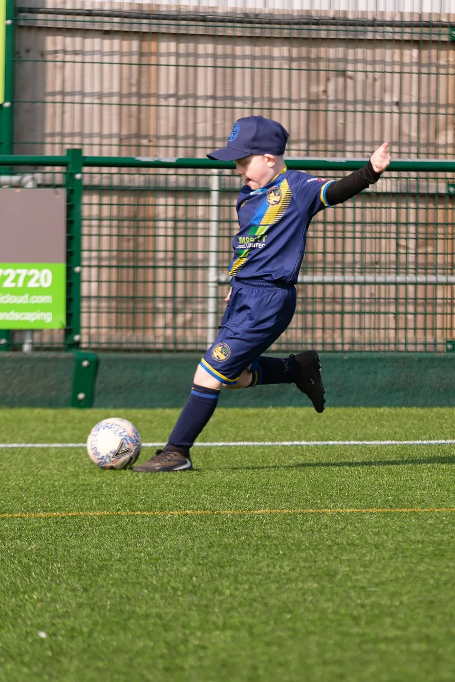 Bottesford Town v Sheffield — photograph 6