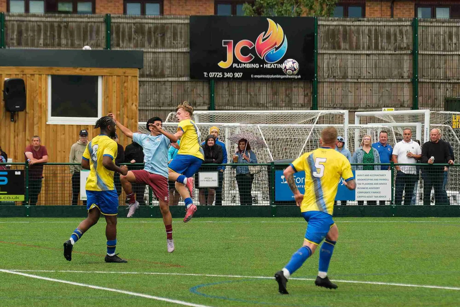 Bottesford Town v. Scunthorpe United — photograph 9