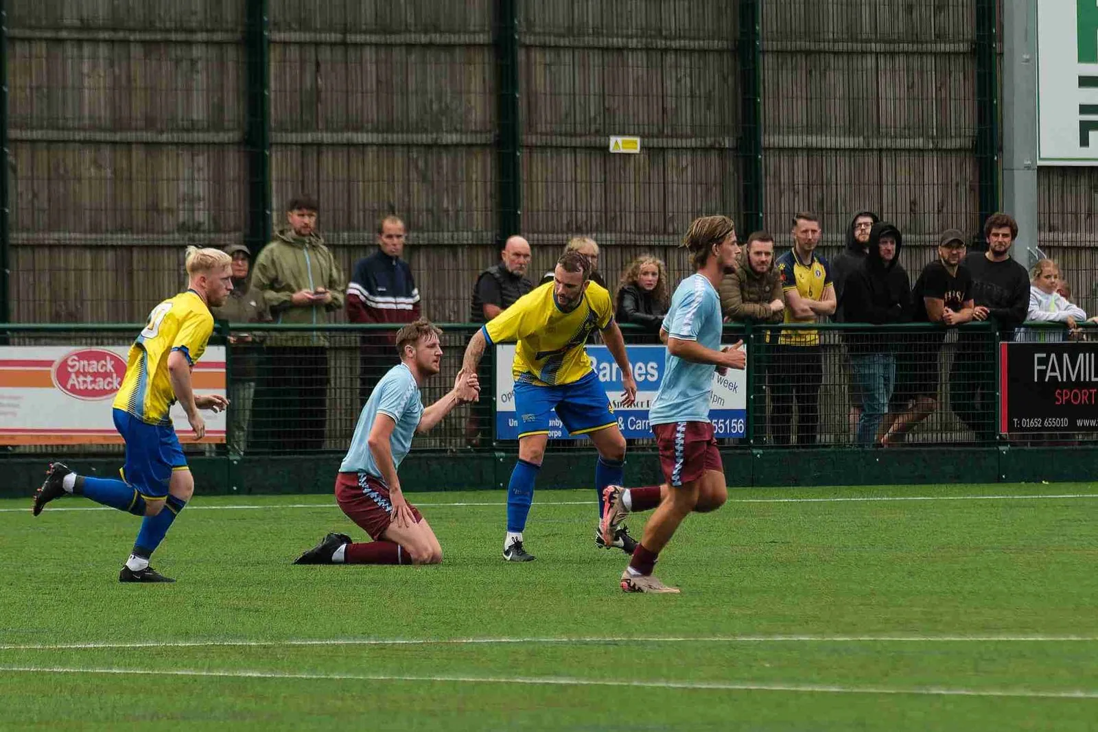 Bottesford Town v. Scunthorpe United — photograph 3