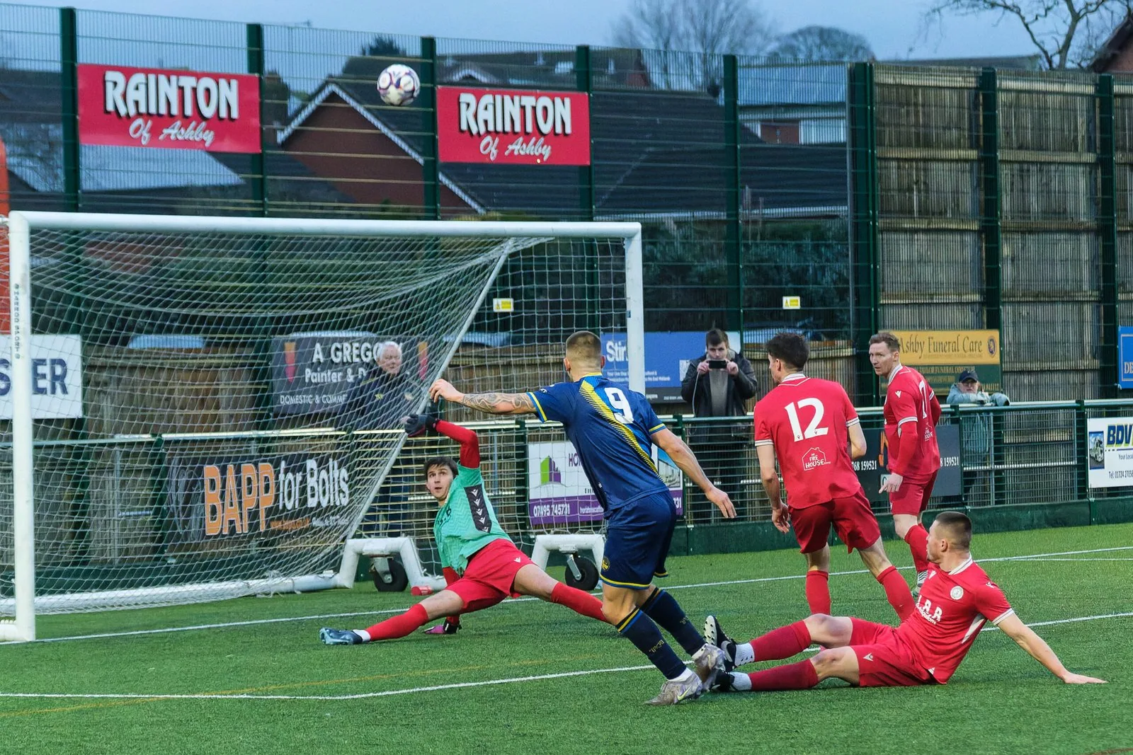 Bottesford Town FC v Parkgate — photograph 2