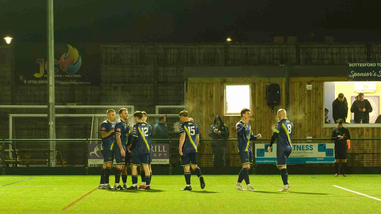 Bottesford Town FC v Wombwell Town — photograph 3